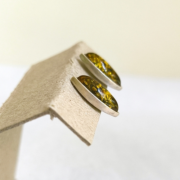 🎀 Sterling silver and yellow amber marquise stud earrings - Picture 6 of 8